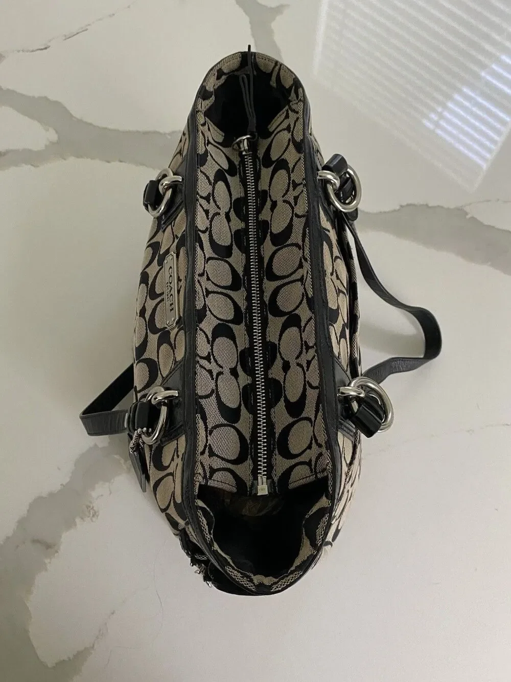 Coach Gallery Signature Tote In Black And Gray Jacquard Canvas